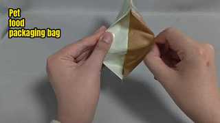 가방을 패키징하는 애완동물사료