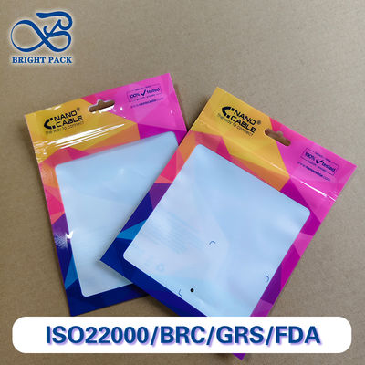 소형 전자 액세서리 포장용 높은 가시성 창과 함께 비용 효율적인 3면 밀폐 봉지